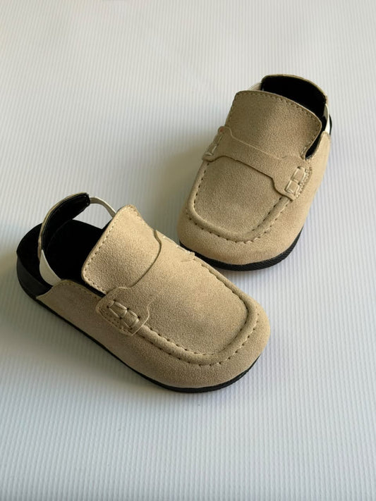Beige slipshoe